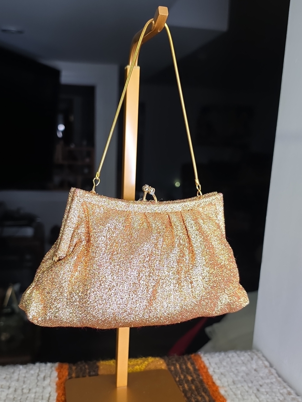 Vintage 60s Gold Lurex Kisslock Cocktail Clutch